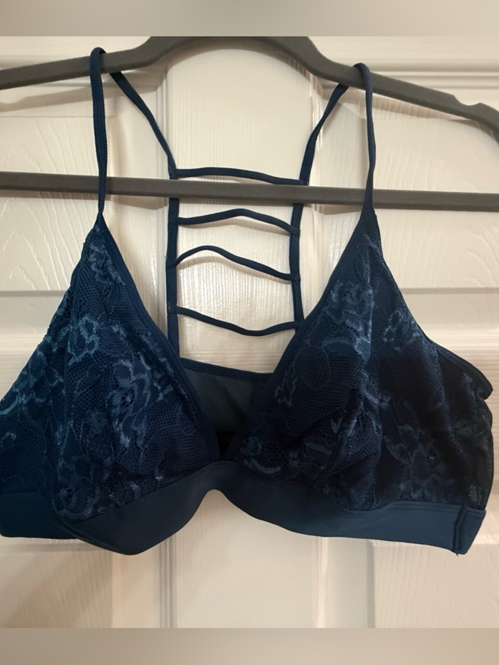 NWOT - Lace Bralette with Strappy Back - navy/teal colo